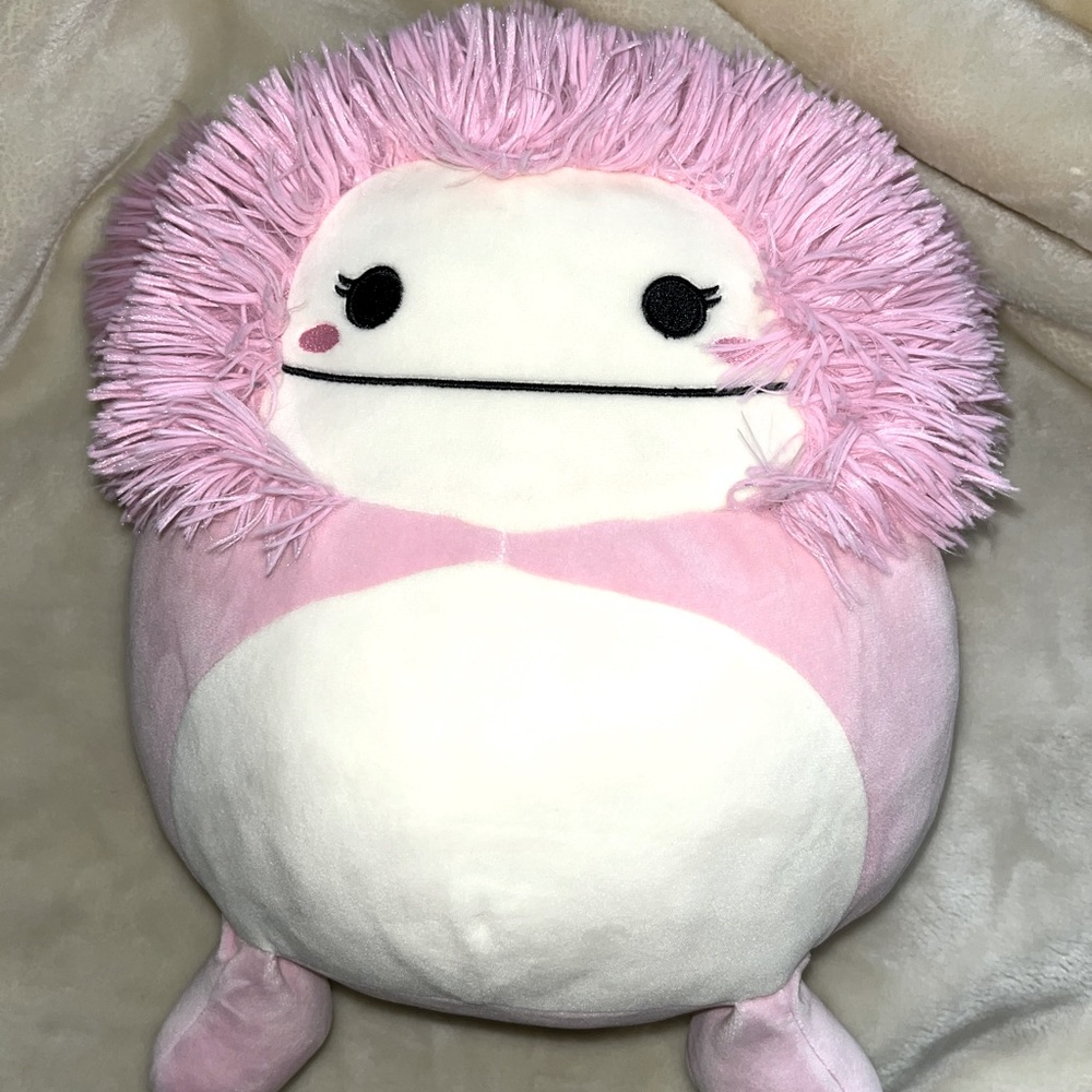Pink Benny squishmallow!